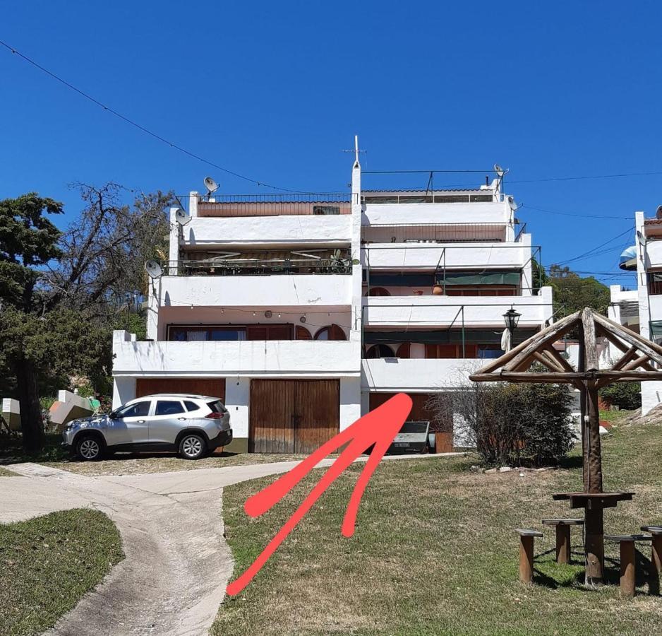 Departamentos Carlos Paz Bajada Al Lago Villa Carlos Paz Extérieur photo