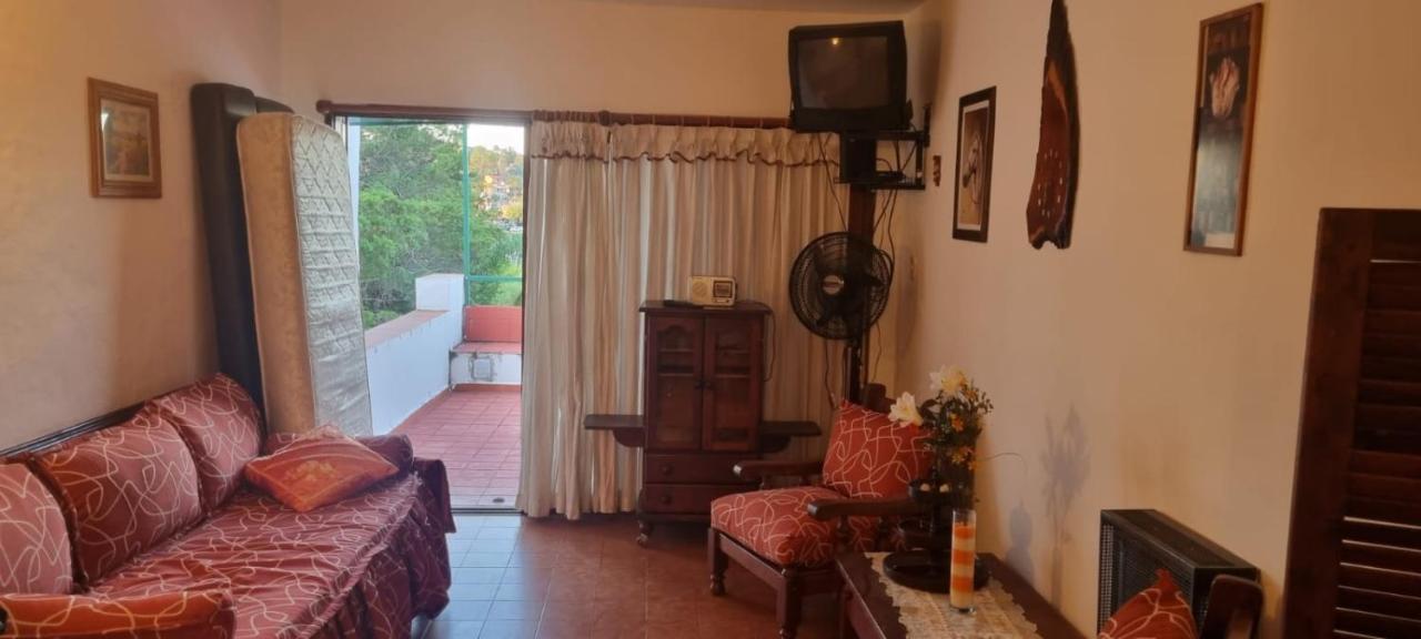 Departamentos Carlos Paz Bajada Al Lago Villa Carlos Paz Extérieur photo