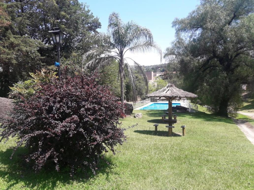 Departamentos Carlos Paz Bajada Al Lago Villa Carlos Paz Extérieur photo
