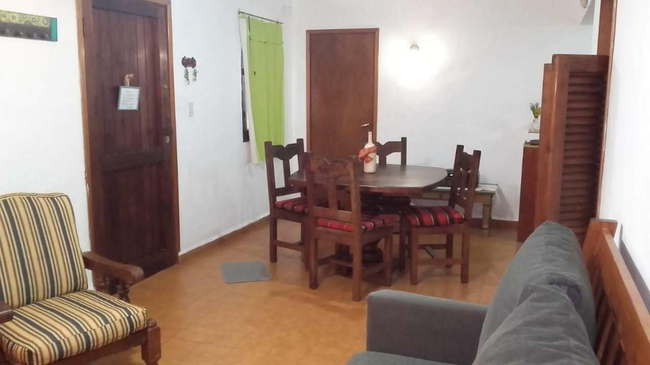 Departamentos Carlos Paz Bajada Al Lago Villa Carlos Paz Extérieur photo