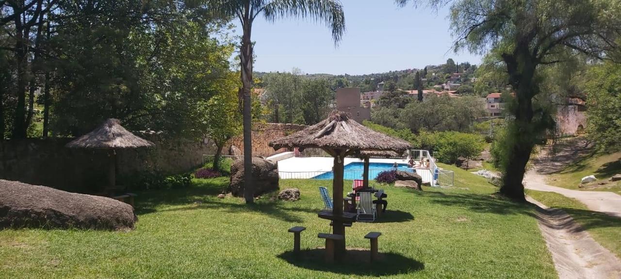 Departamentos Carlos Paz Bajada Al Lago Villa Carlos Paz Extérieur photo